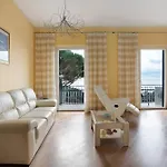 - Alveare Sul Blue Apartament *